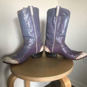 Tony Lama Purple/Lavender Cowboy Boots with Red Speckled Toe Sz 25/8